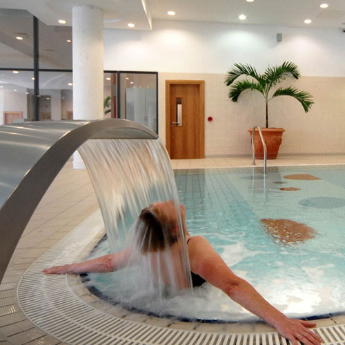Hydro therapy pool